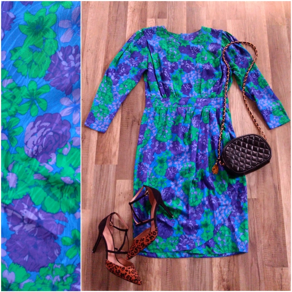 VINTAGE Long Sleeve Dress Medium Silk 80s 90s Tropical Floral